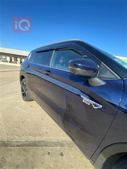 ميتسوبيشي اوتلاندر